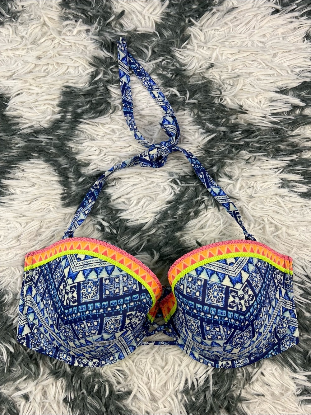 Victorias Secret The Fabulous Bikini Top 36DD Halter Padded Underwire Multicolor